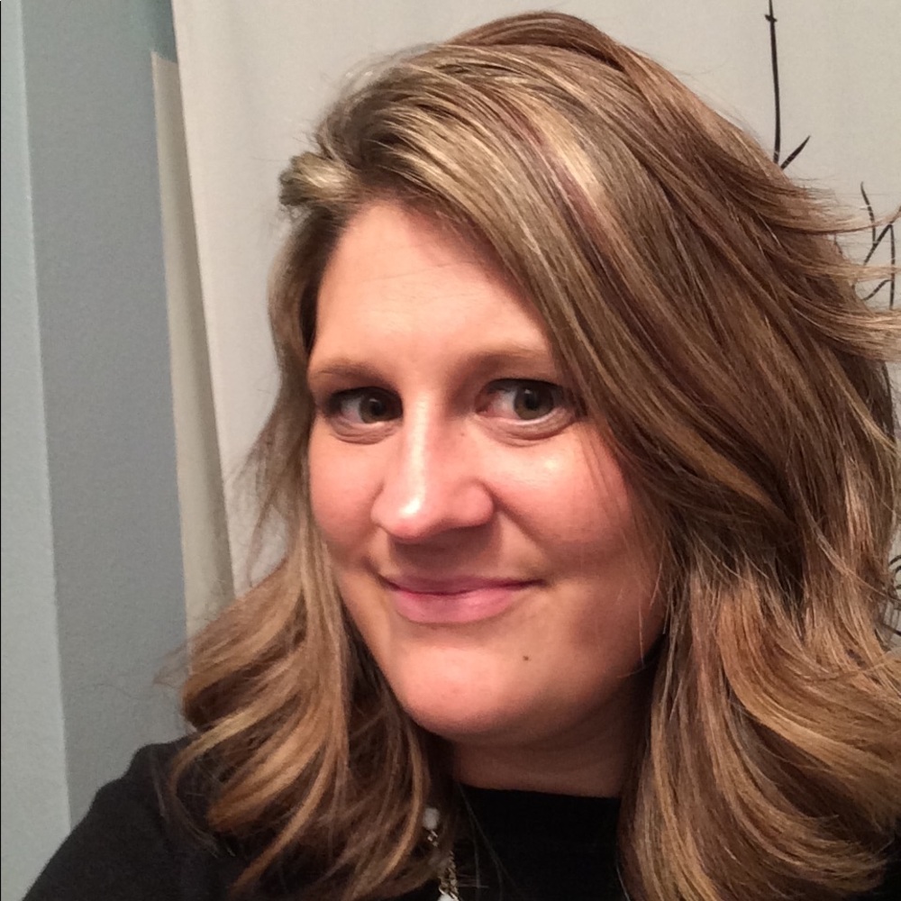 Meet your Posher, Ashley